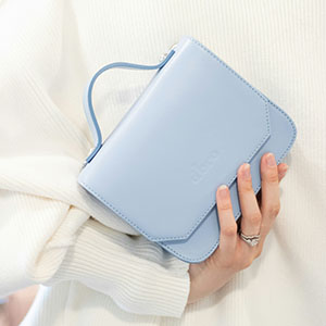 Image displaying designer bag.